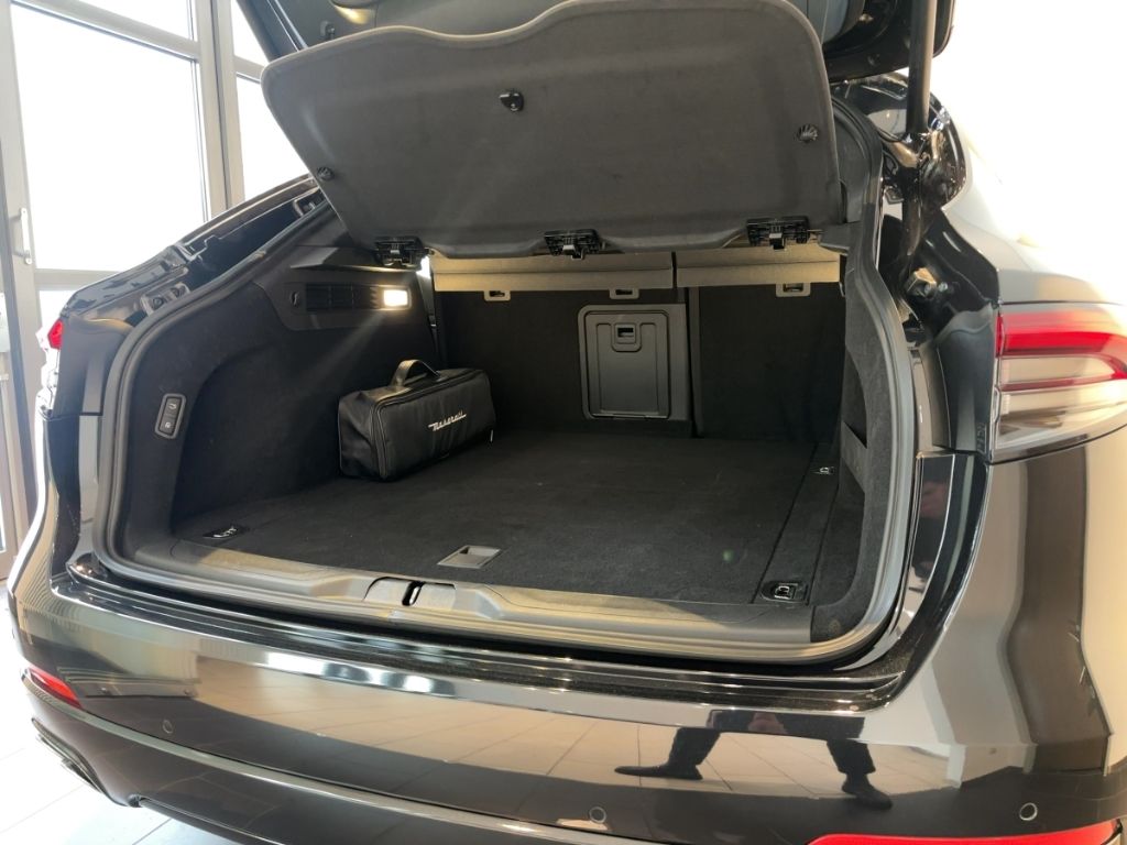 Maserati Levante 2022