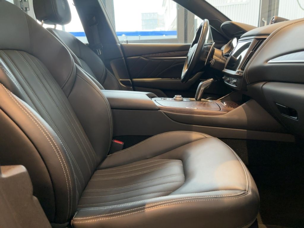 Maserati Levante 2022