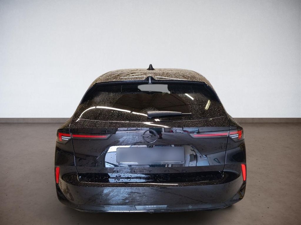 Opel Astra 2024