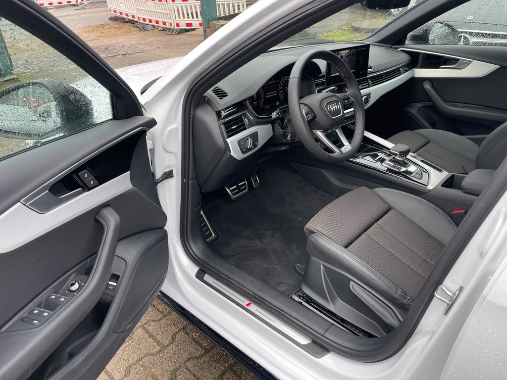 Audi A4 2023