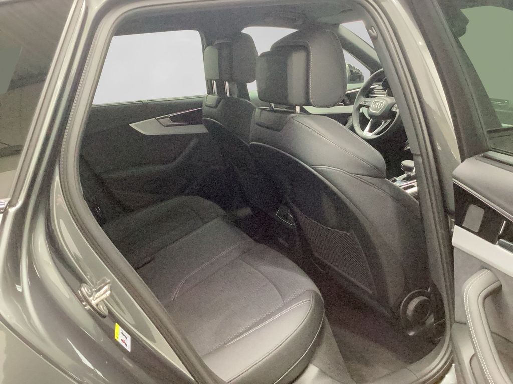 Audi A4 2025
