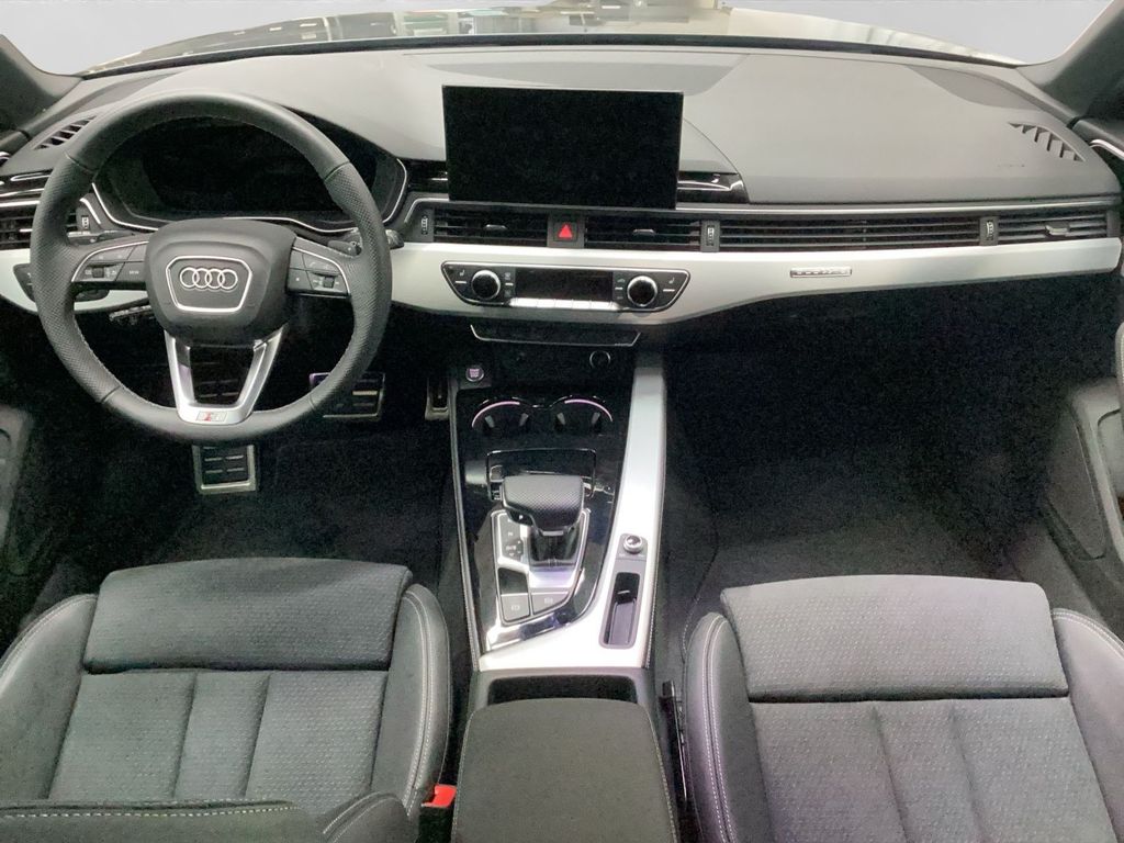 Audi A4 2025