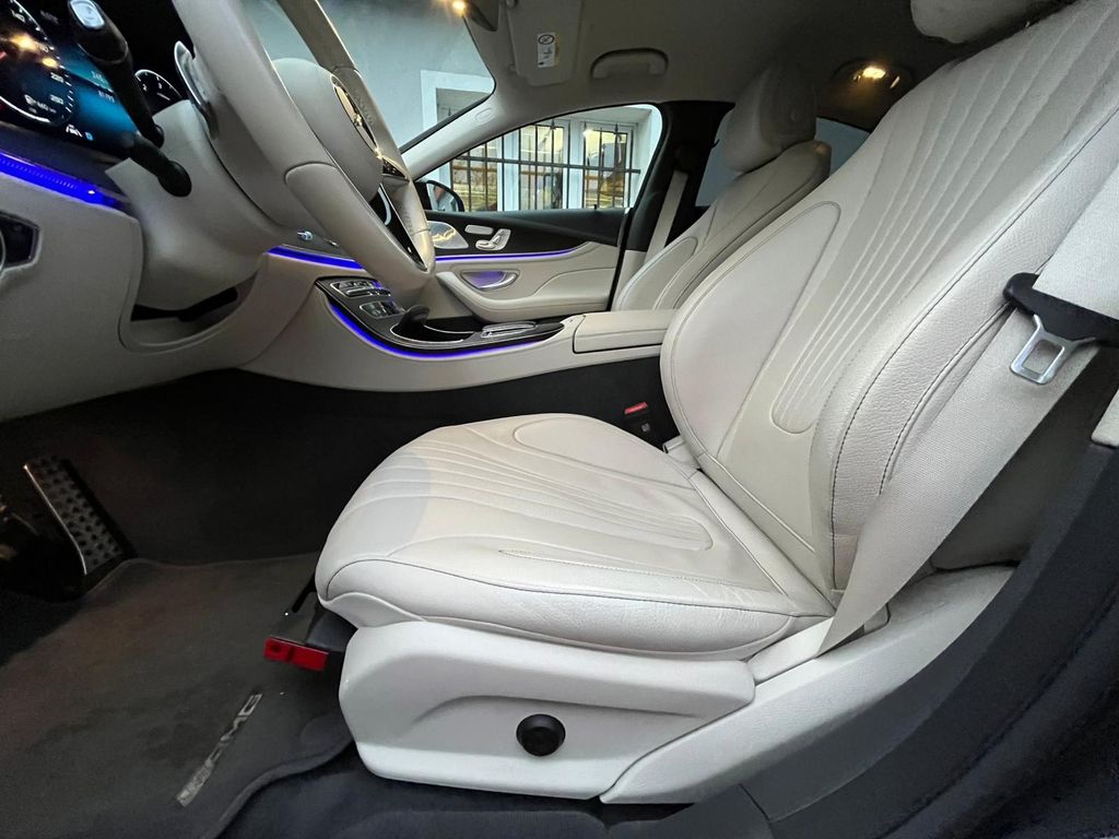 Mercedes-Benz CLS 300 2023