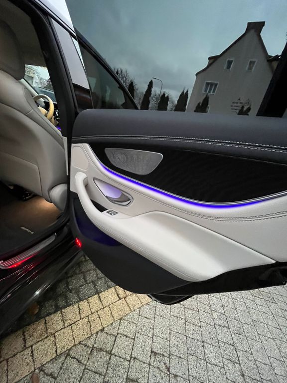 Mercedes-Benz CLS 300 2023