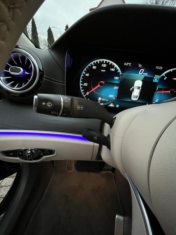 Mercedes-Benz CLS 300 2023