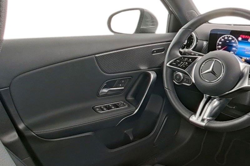 Mercedes-Benz A 200 2024