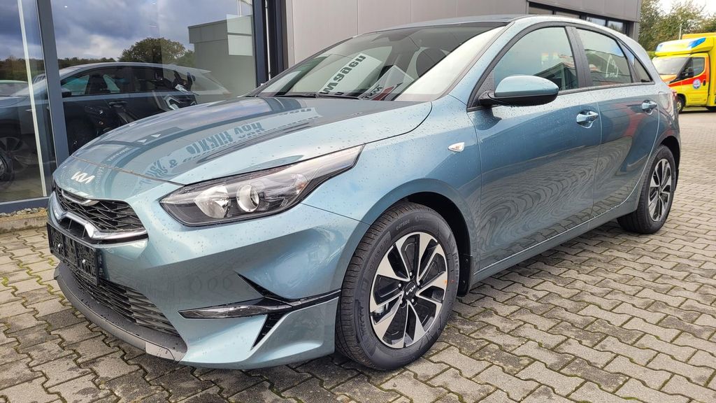 Kia cee'd / Ceed 2025
