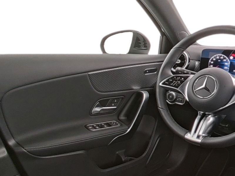 Mercedes-Benz A 200 2024