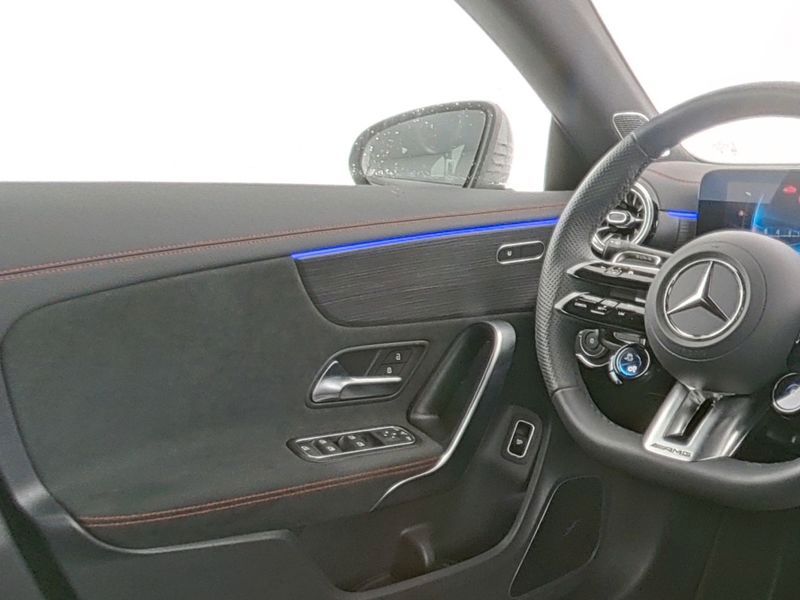 Mercedes-Benz CLA 35 AMG 2025