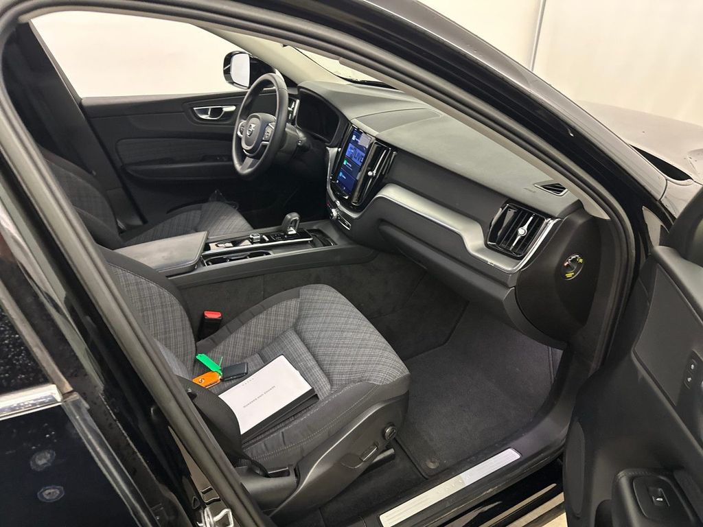 Volvo XC60 2022