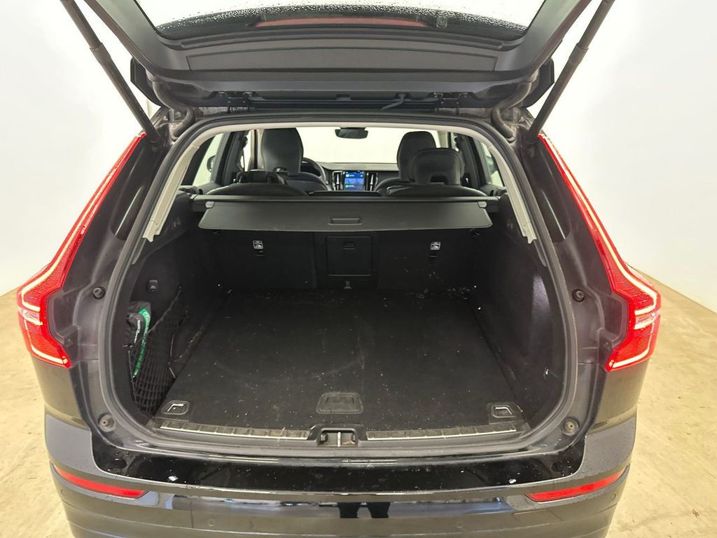 Volvo XC60 2022
