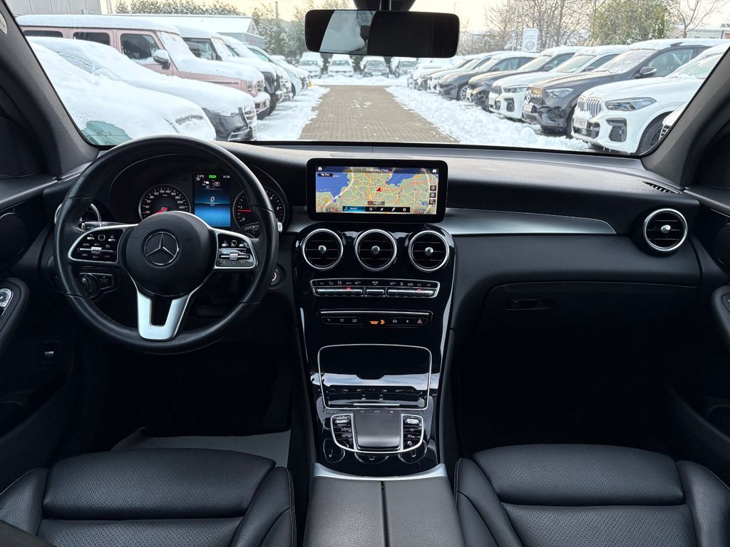 Mercedes-Benz GLC 300 2021