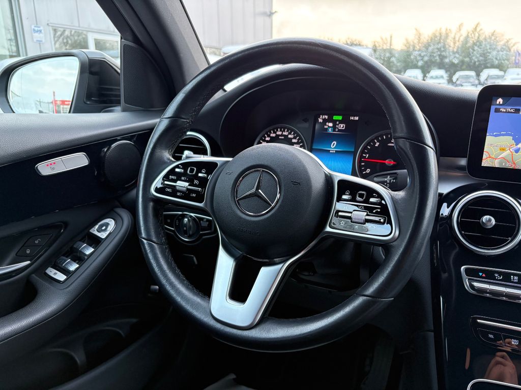 Mercedes-Benz GLC 300 2021