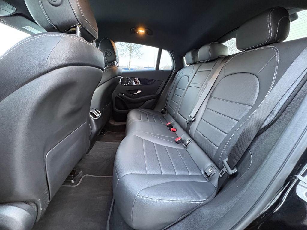 Mercedes-Benz GLC 300 2021