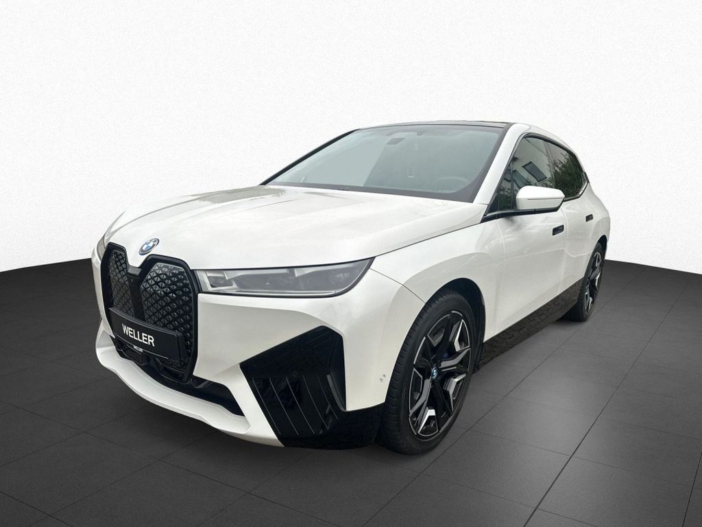 BMW iX 2023