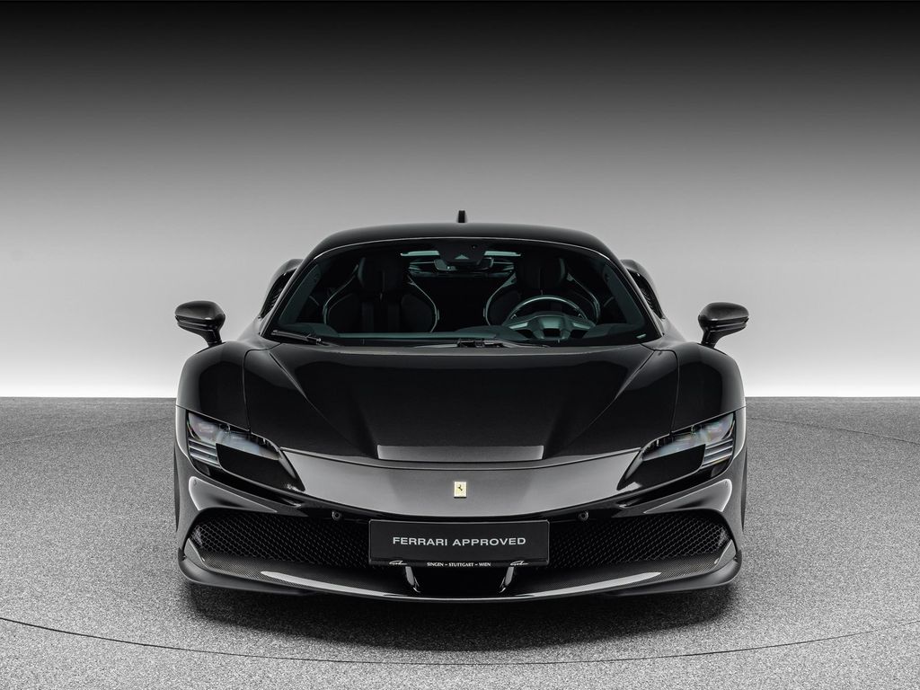 Ferrari SF90 2022