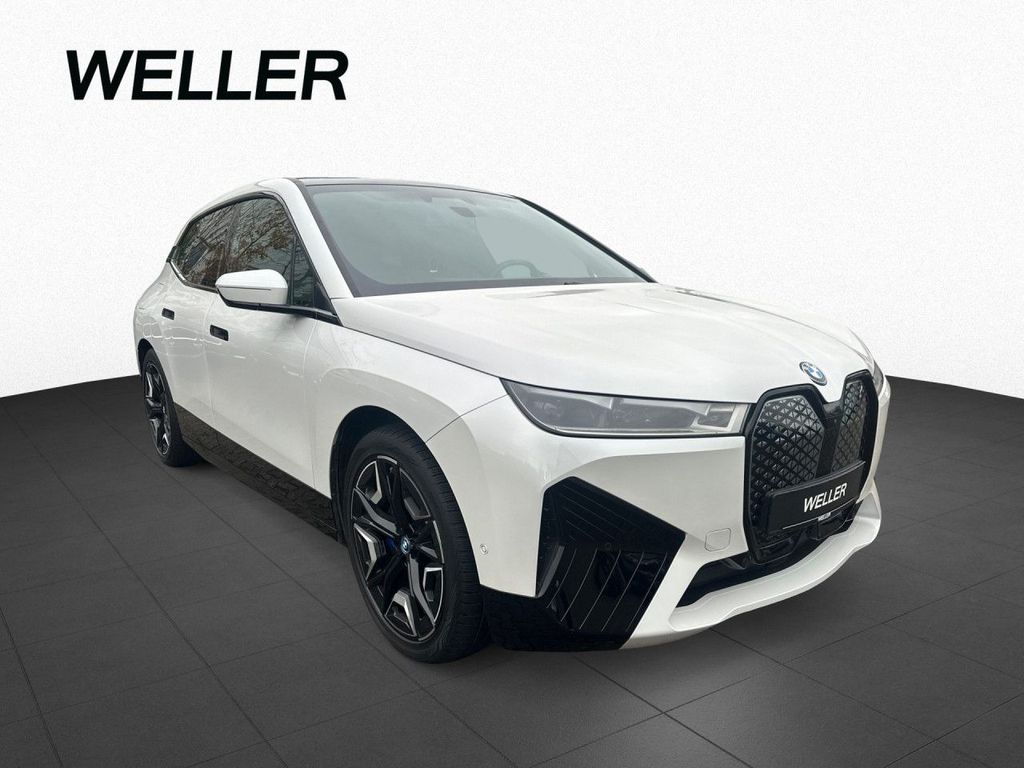 BMW iX 2023