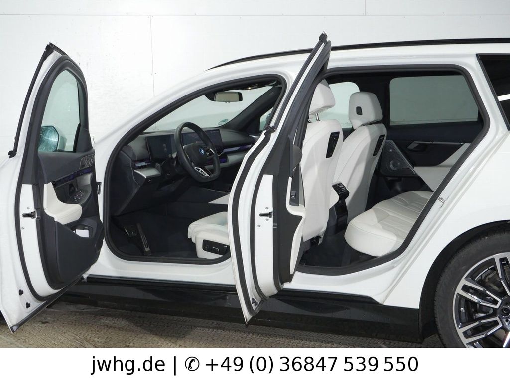 BMW i5 2024