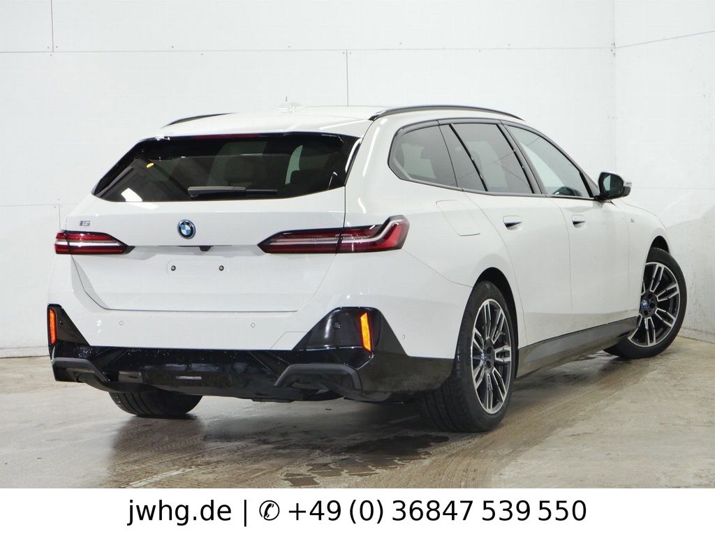 BMW i5 2024