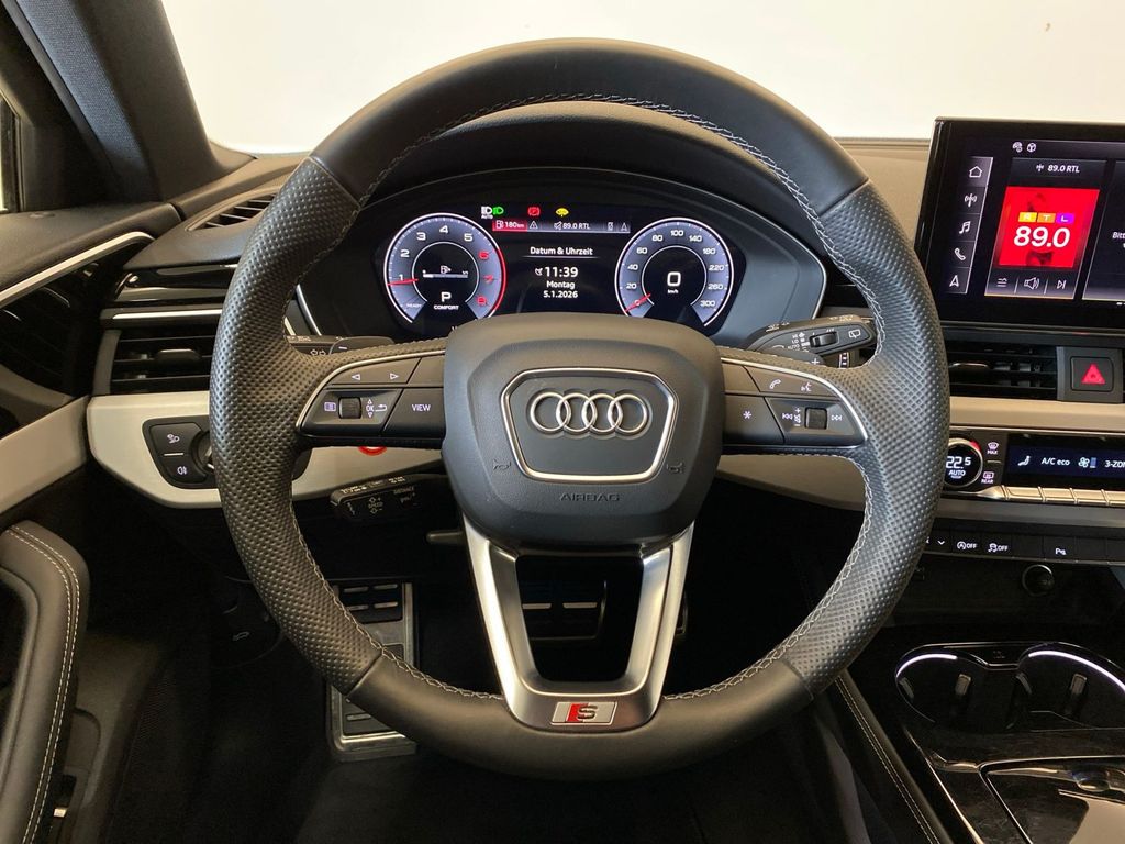 Audi A4 2024