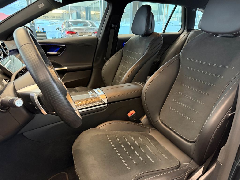 Mercedes-Benz C 300 2025