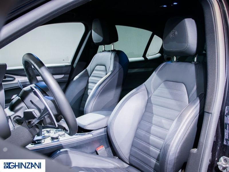 Alfa Romeo Stelvio 2024