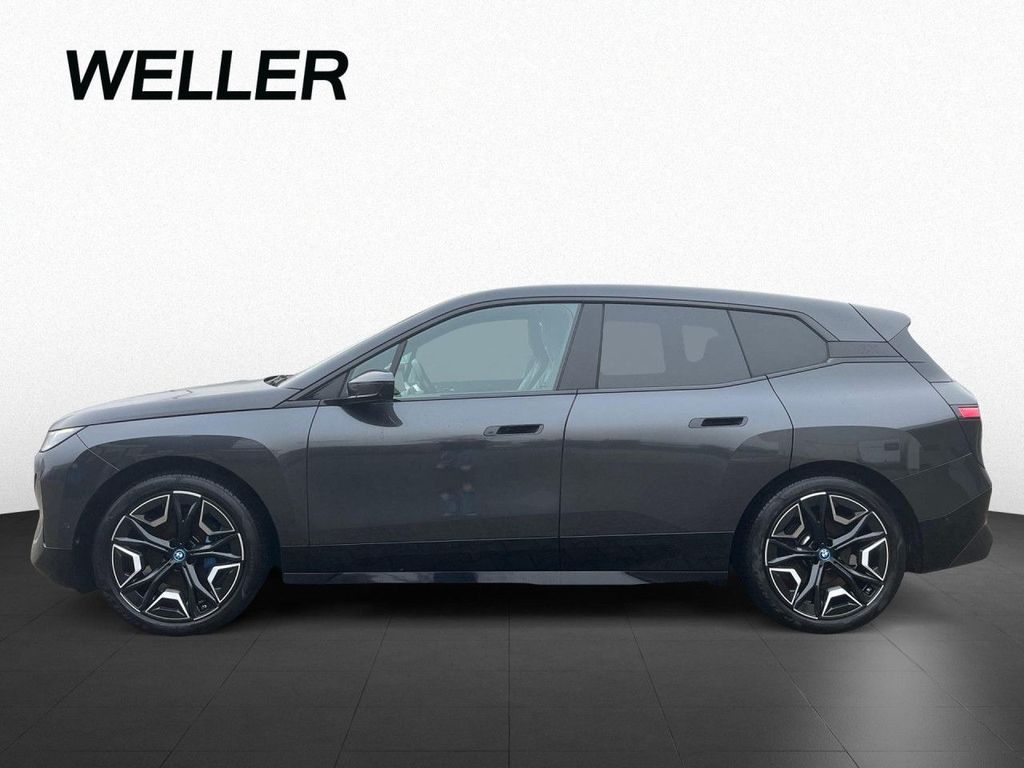 BMW iX 2023