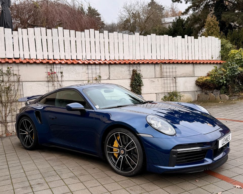 Porsche 992 2023
