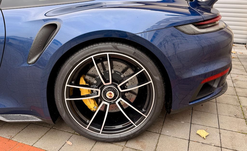 Porsche 992 2023