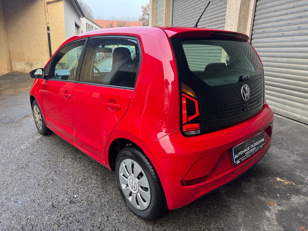 Volkswagen up! 2018