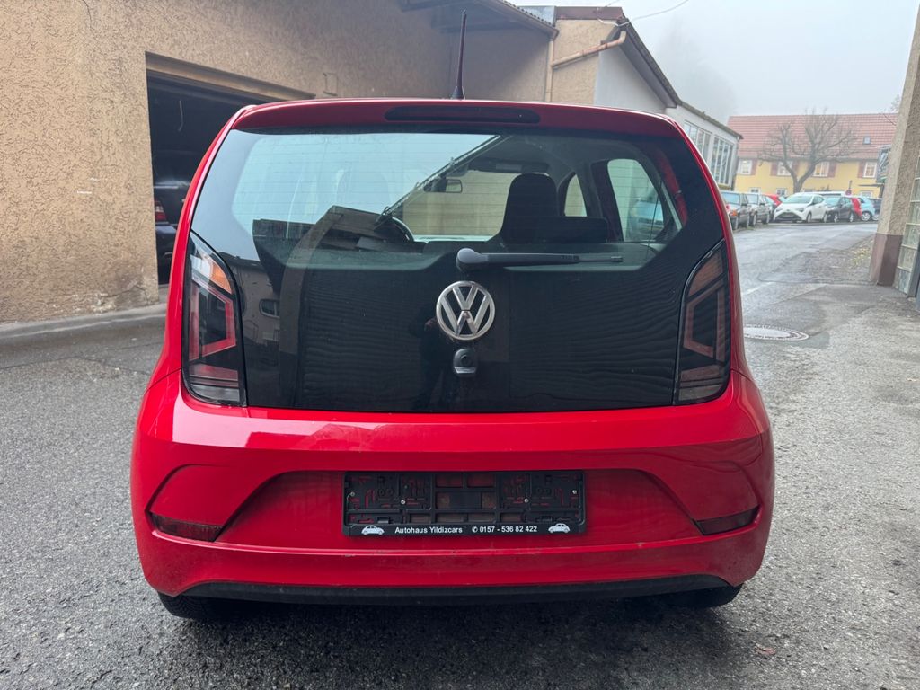 Volkswagen up! 2018