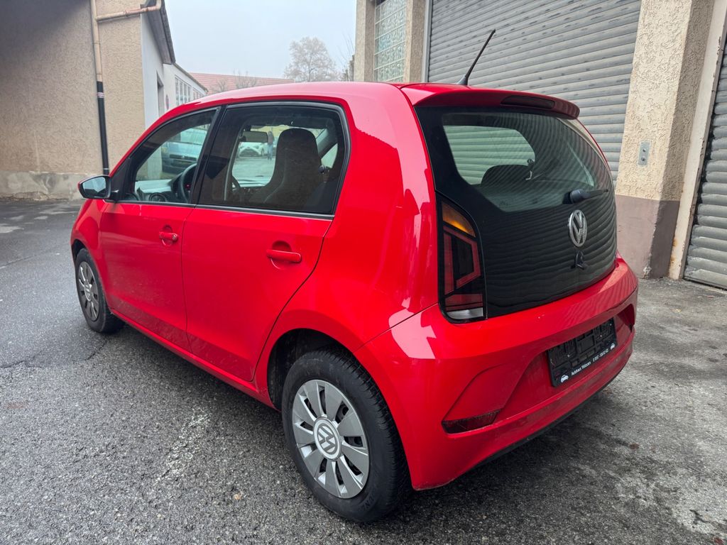 Volkswagen up! 2018