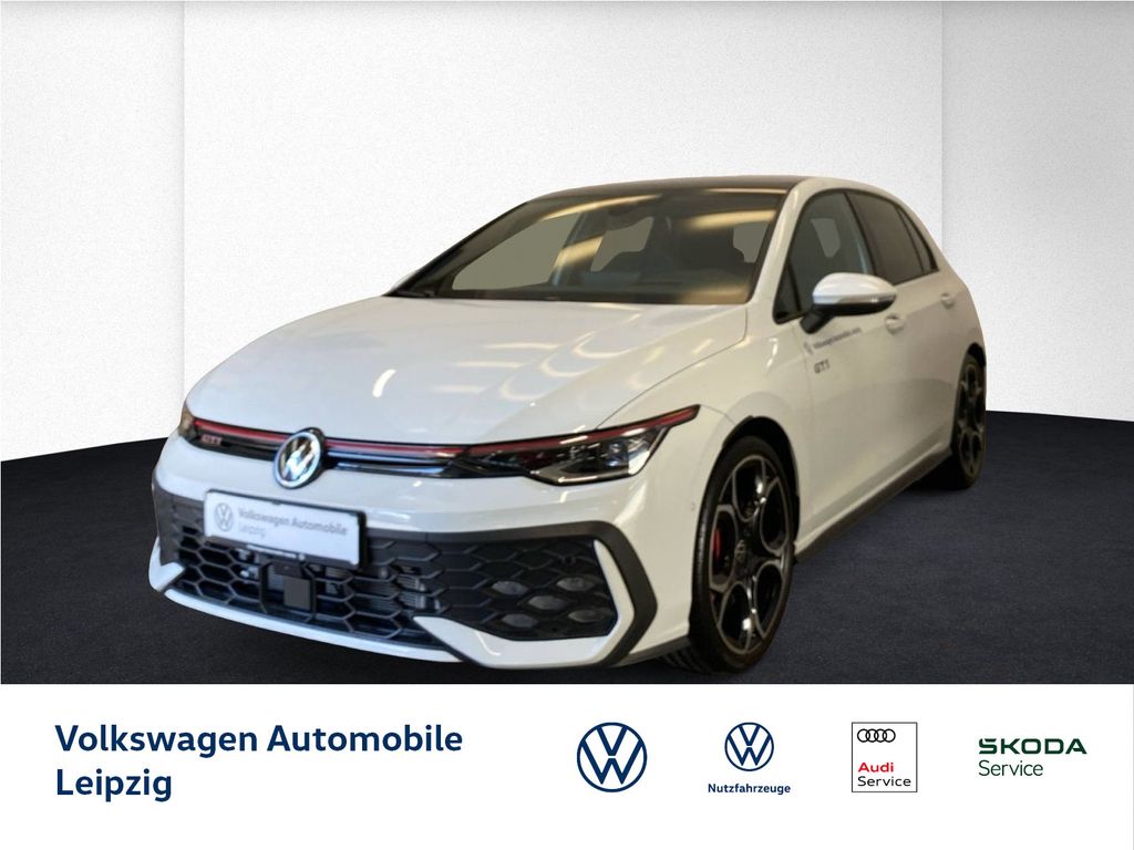 Volkswagen Golf 2025