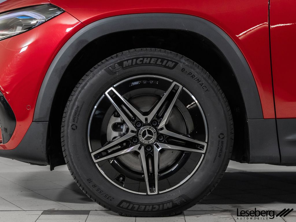 Mercedes-Benz EQB 2025