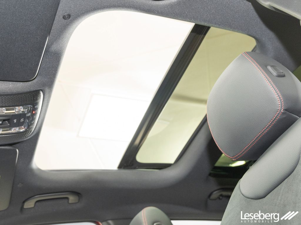Mercedes-Benz EQB 2025