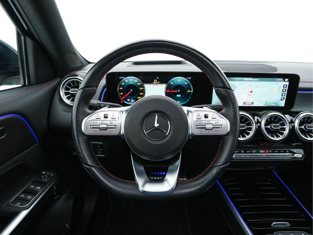 Mercedes-Benz EQB 2022