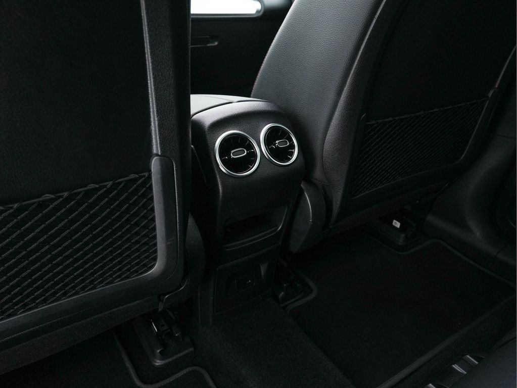 Mercedes-Benz EQB 2022