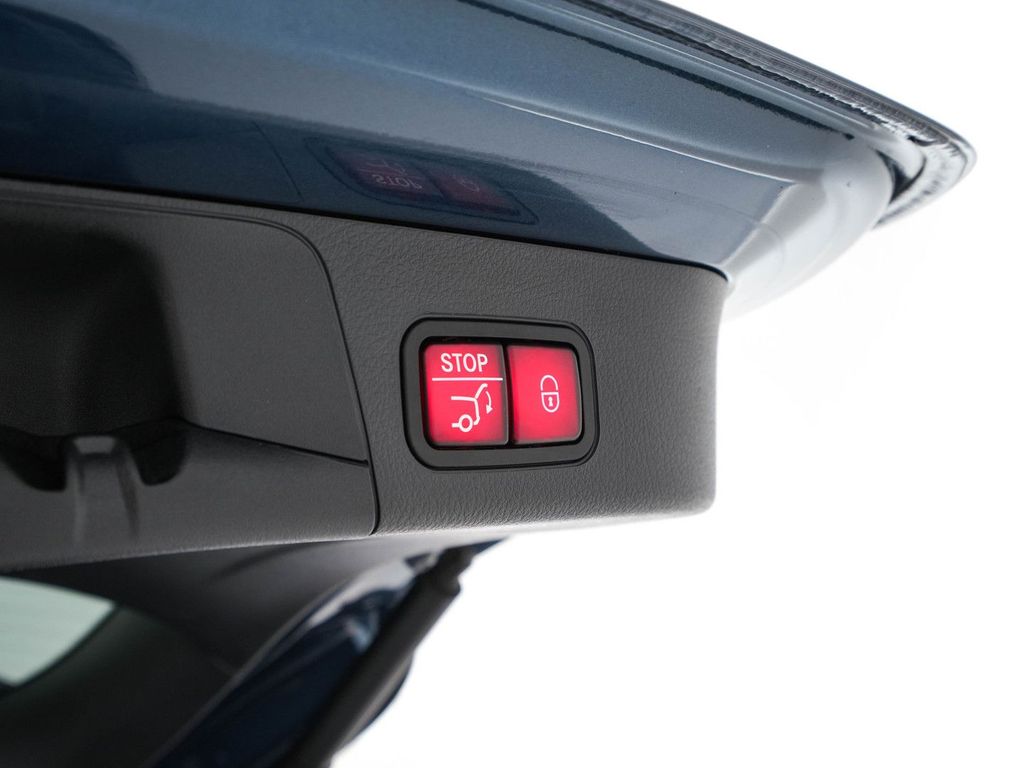 Mercedes-Benz EQB 2022