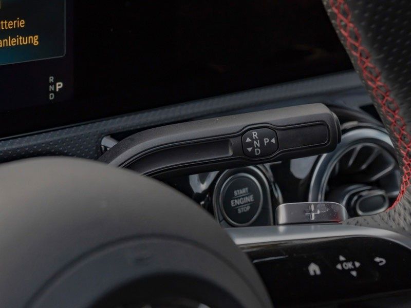 Mercedes-Benz A 220 2024