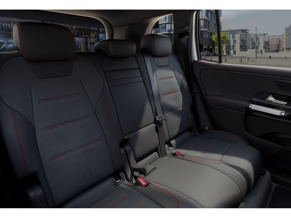 Mercedes-Benz EQB 2023