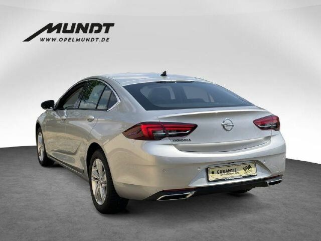 Opel Insignia 2021