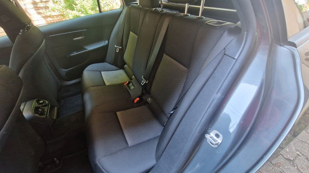 Mercedes-Benz C 200 2023