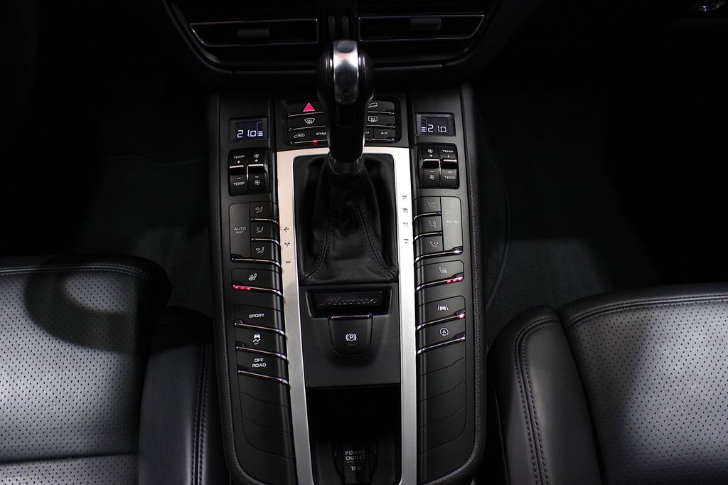 Porsche Macan 2020