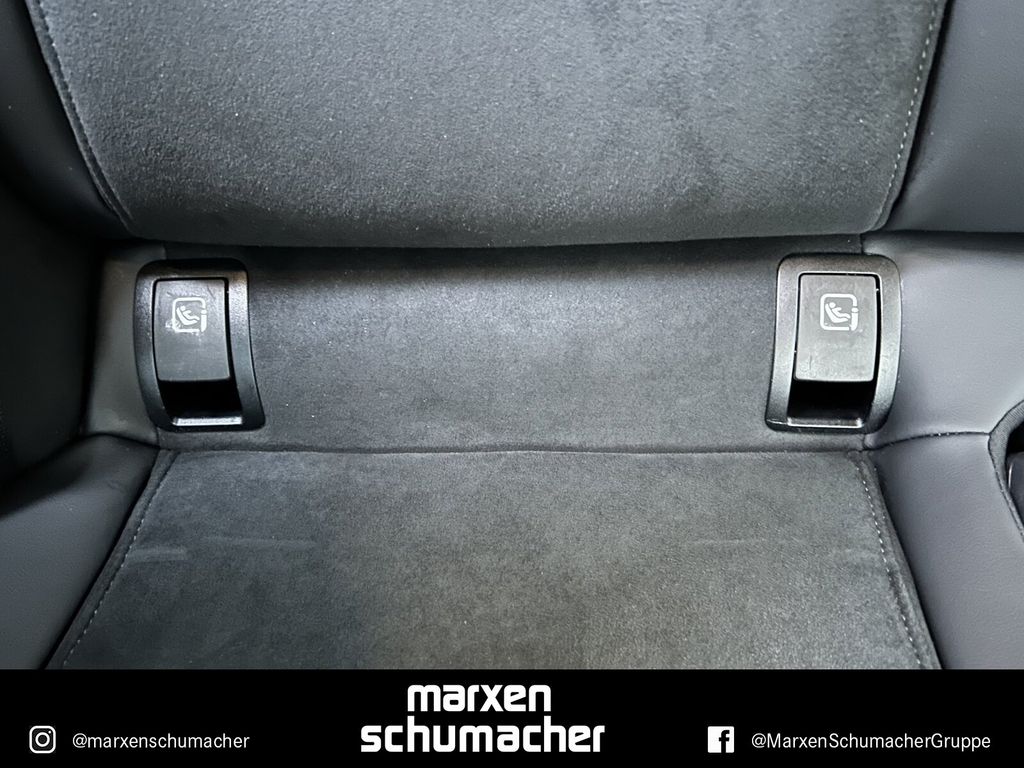 Mercedes-Benz E 300 2025