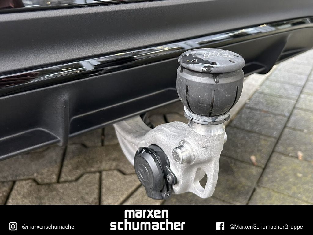 Mercedes-Benz E 300 2025