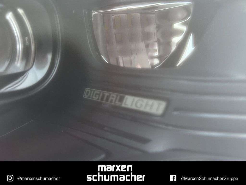 Mercedes-Benz E 300 2025