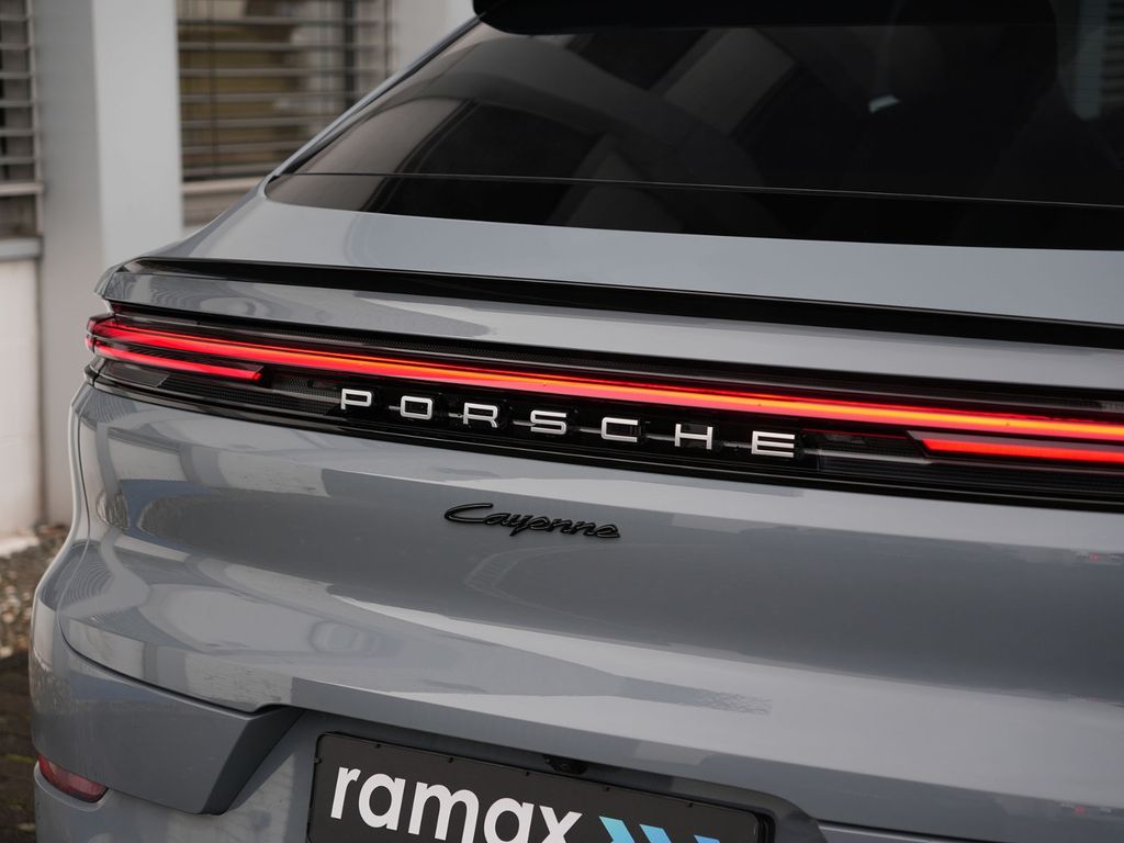 Porsche Cayenne 2024