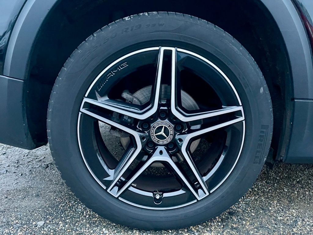 Mercedes-Benz GLB 200 2022