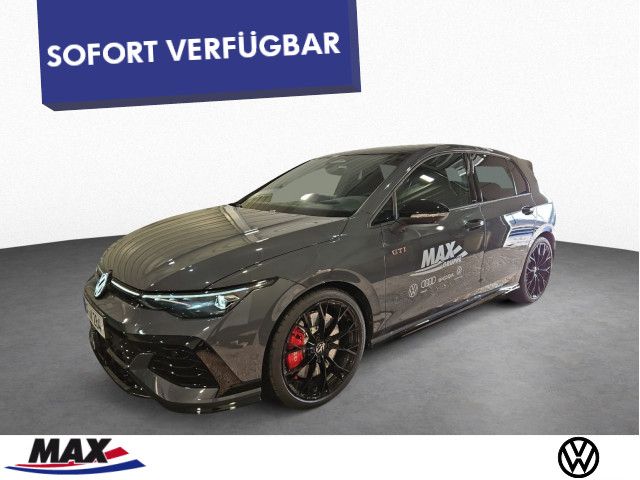Volkswagen Golf 2025