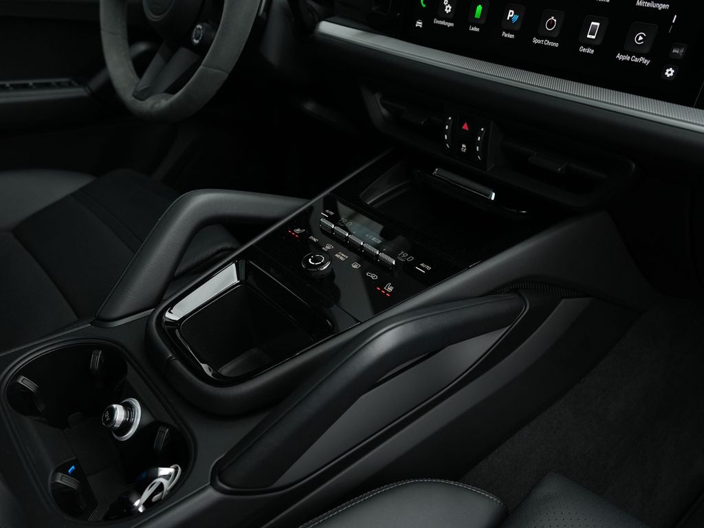 Porsche Cayenne 2024